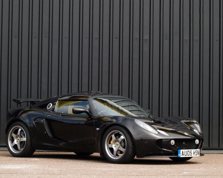  Lotus Exige 2004 года  (фото 16 из 28)